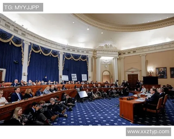 世体：皇马昨日没参与特瓦斯掌管的会议，往期会议曾正常参与